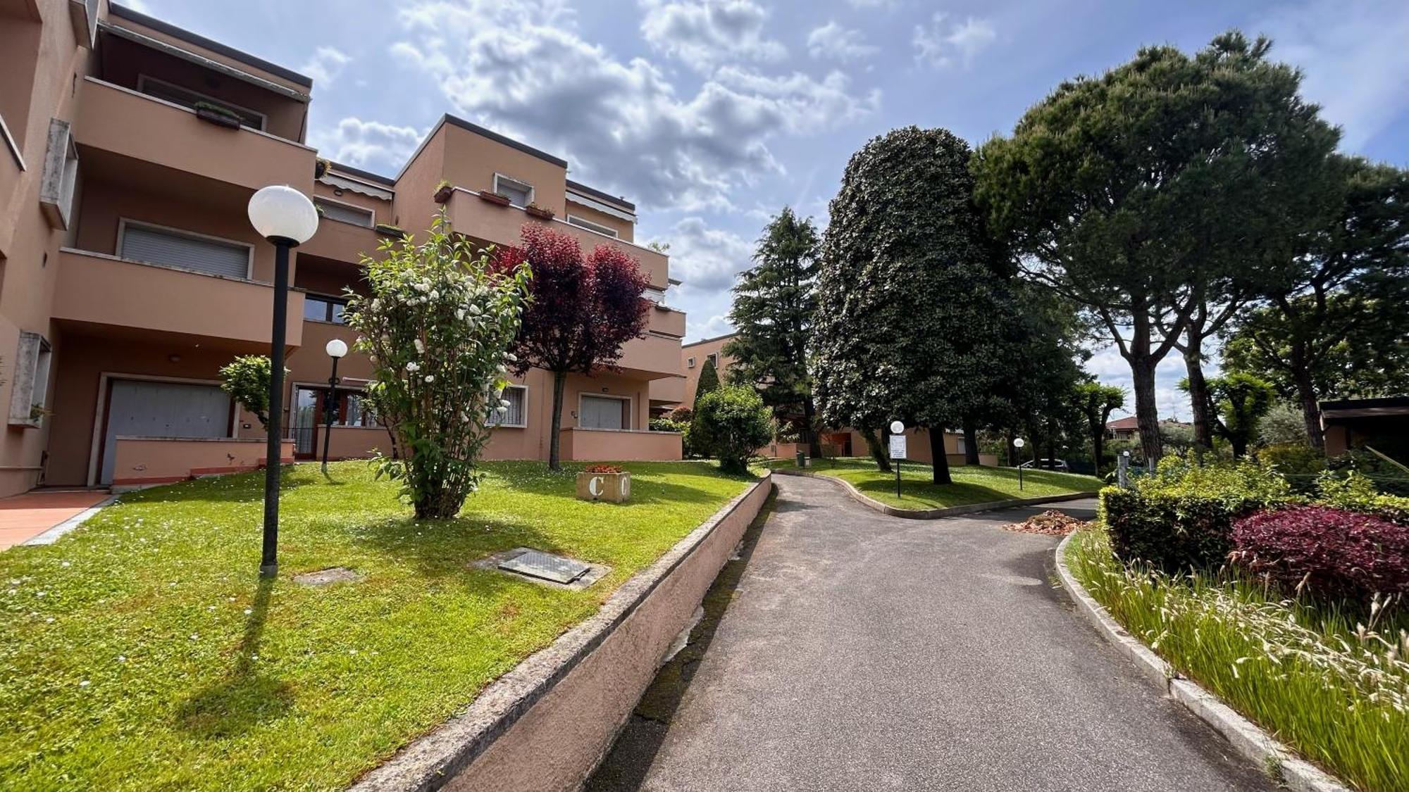 Prestige Garda Home - La Madonnina Πεσκιέρα ντελ Γκάρντα Εξωτερικό φωτογραφία